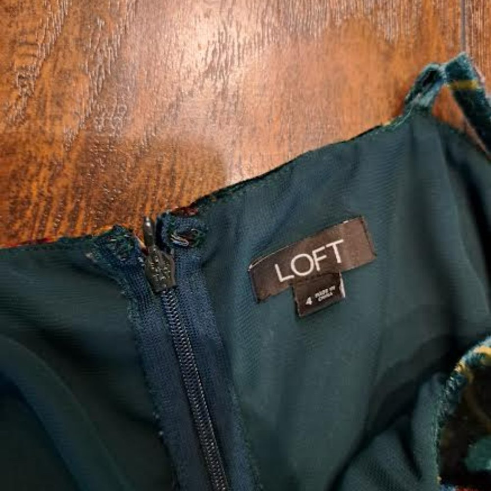 LOFT Velvet Jumper - Picture 3 of 3